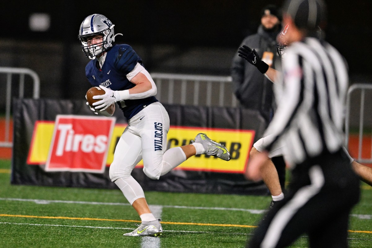 a Wilsonville Mountain View 5A Oregon football final November 24 2023 Leon Neuschwander 20